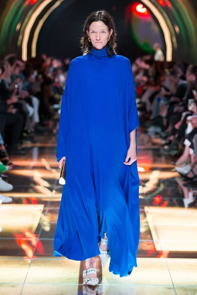 Look 54
